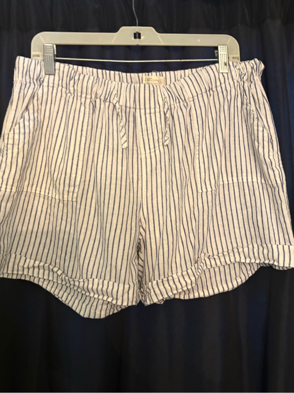 Linen/ Cotton White & Navy Striped Elastic-Waist Shorts